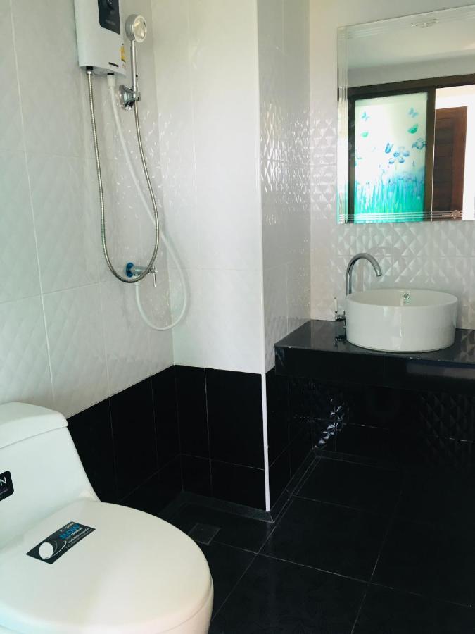 Thong Tat Serviced Apartments HHQ Exterior foto